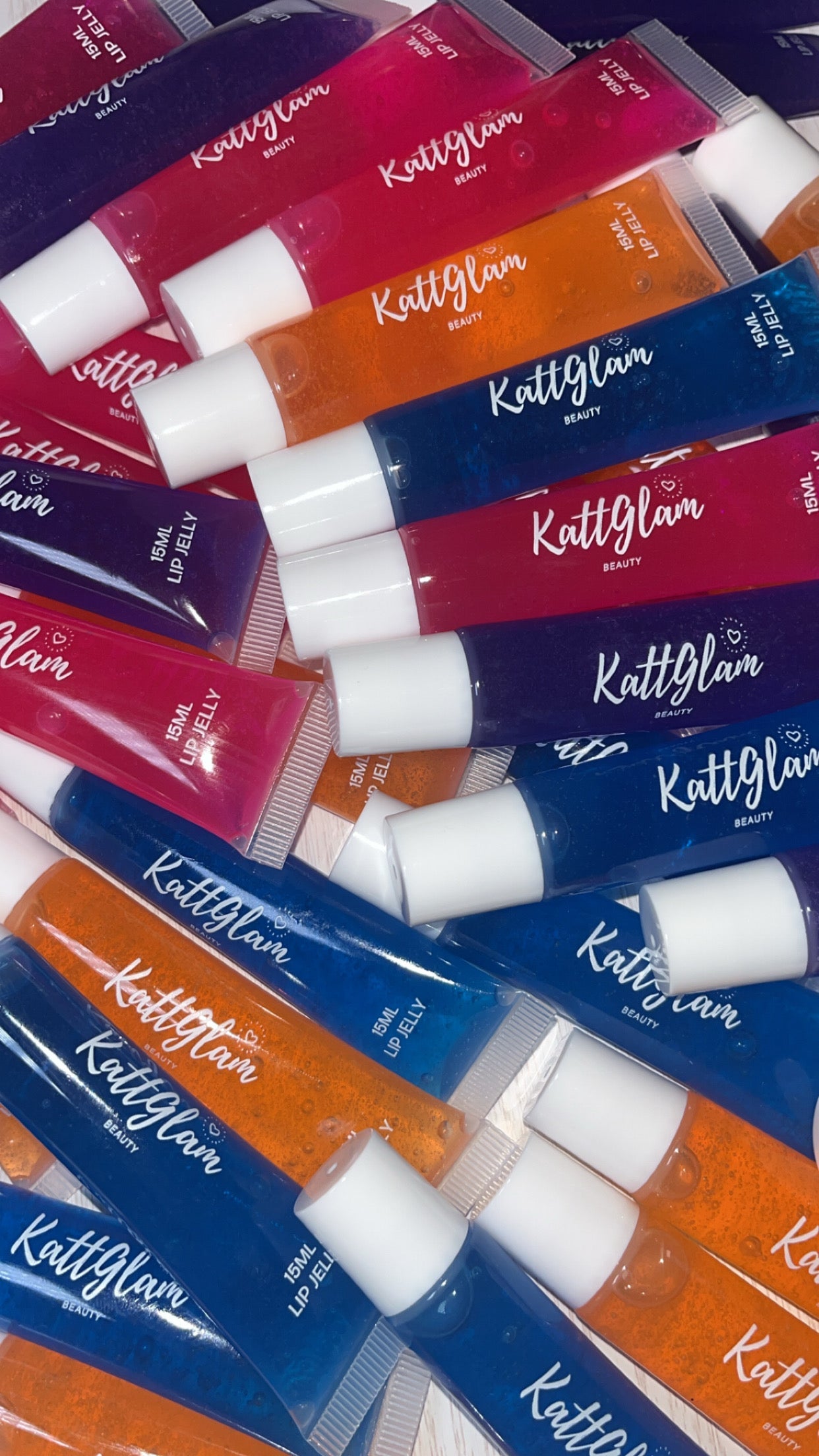 LIP GLOSS